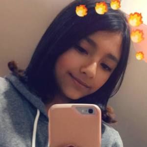 Meet your Posher, Leslie